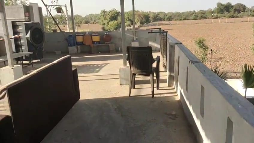 JR1026 - ગાંધીનગર (ગામ :- દહેગામ) ખાતે 9 વિઘા તૈયાર ફાર્મ હાઉસ વેચાણ માટે | 40% બાટર વિકલ્પ ઉપલબ્ધ