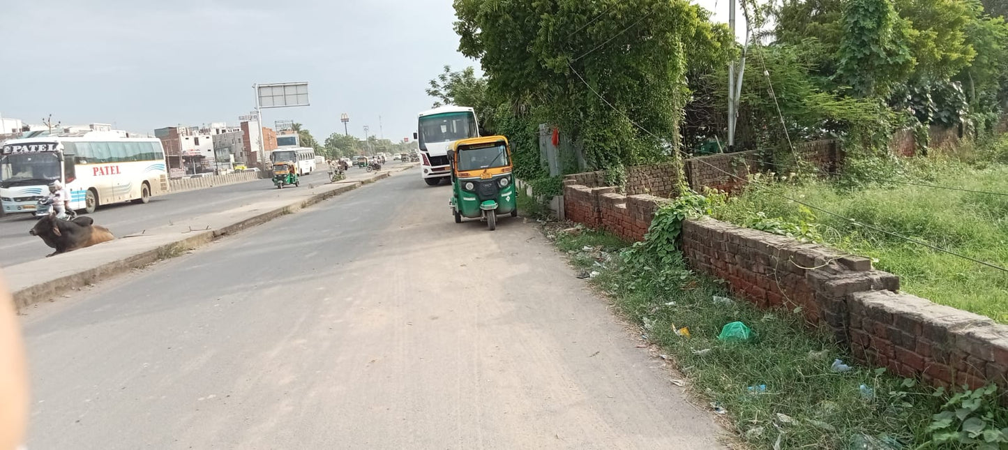 JR1056 - રાજકોટ–અમદાવાદ હાઇવે ટચ 12,000 વાર જમીન વેચાણ માટે — મુખ્ય હાઇવે પરથી સીધી એન્ટ્રી