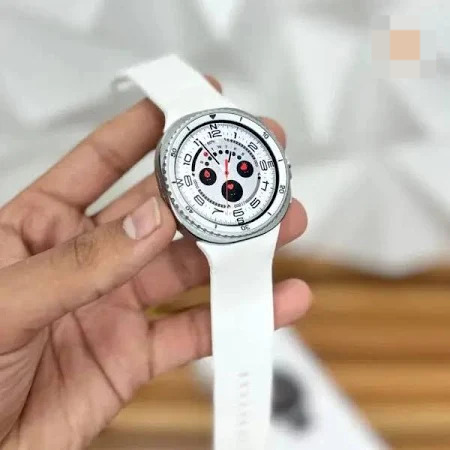 (ELE) UT-1033    SMART WATCH 8 CLASSIC "Color as per availability"