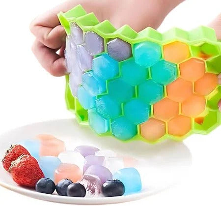 UT-1108   ICE CUBE TRAY